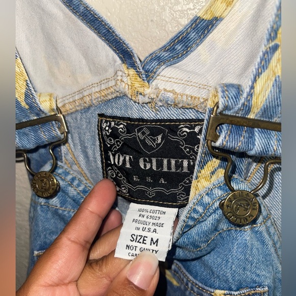 Vintage angel NOT GUILTY print denim overalls - Picture 3 of 4
